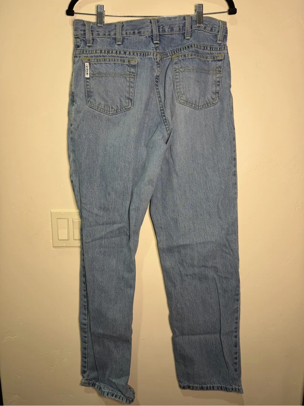 Cinch straight leg